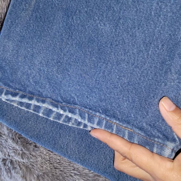 Wrangler 42x32 Blue Slim Straight Jeans with Classic Stitching - Picture 4 of 11